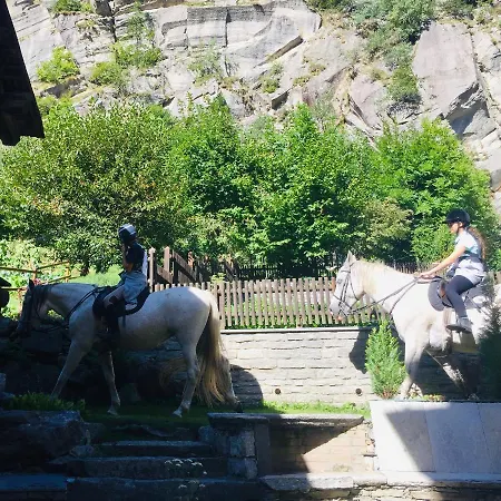 Διαμέρισμα Casa Weisstor Con Patio, Giardino E Orti Vista Monte Rosa *