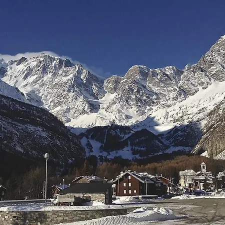 Casa Weisstor Con Patio, Giardino E Orti Vista Monte Rosa Macugnaga